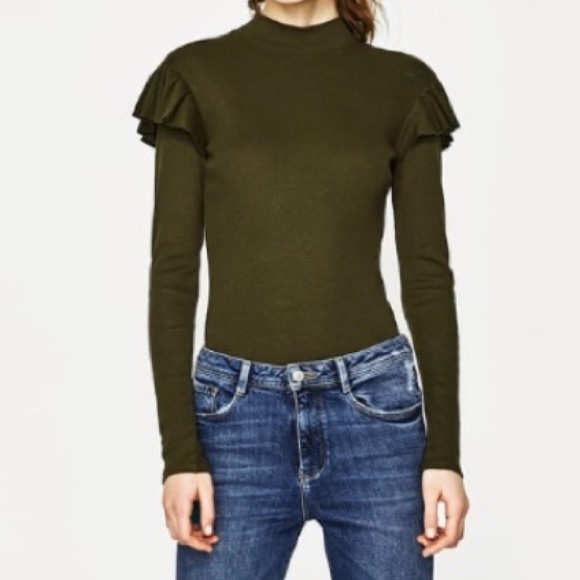 Black Zara Ribbed Ruffle Top - Picture 2 of 5